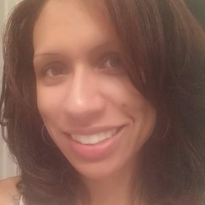 Meet your Posher, Alesia